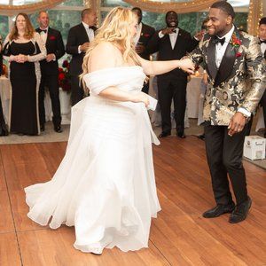 NEWHITE Aseno Ivory Wedding Dress, Size 14, tailored to 5'6 length,